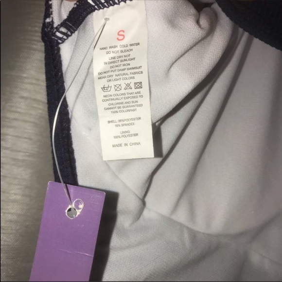 MOLYBELL NWT Plant Print One Piece Swimsuit Small - Picture 4 of 4